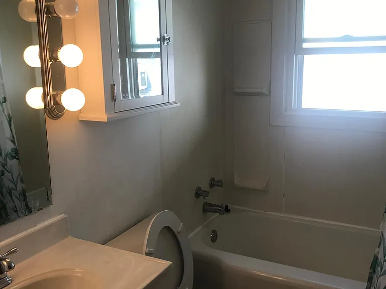 2635 Dodge Ave — Photo 8