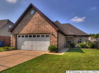 7217 Crape Myrtle Dr, Olive Branch, MS 38654