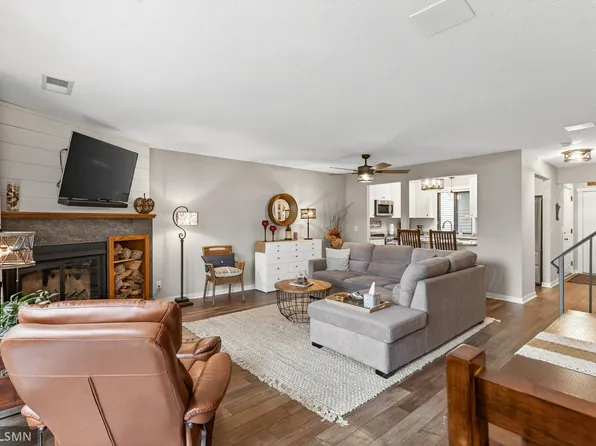 100 South Dr #B, Circle Pines, MN 55014