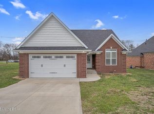 102 Council Dr, Bardstown, KY 40004