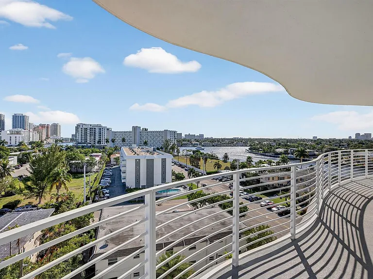 612 Bayshore Dr #702 — Photo 29