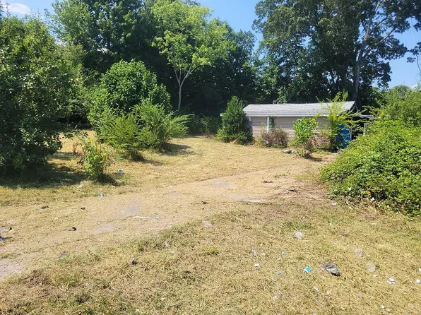 1575 Strawberry Ln NE, Cleveland, TN 37311