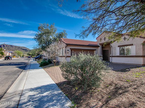 3rd image of 8803 W Saguaro Moon Rd