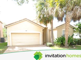 164 Seminole Lakes Dr, Royal Palm Beach, FL 33411