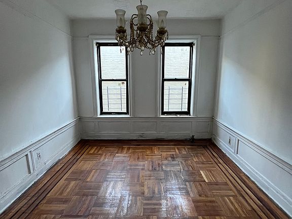 2nd image of 405 Rockaway Pkwy #B6