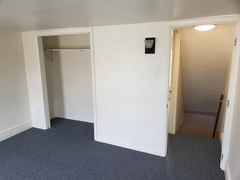 887 Peace St — Photo 31