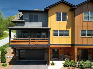 302 Ava Ln, Asheville, NC 28804
