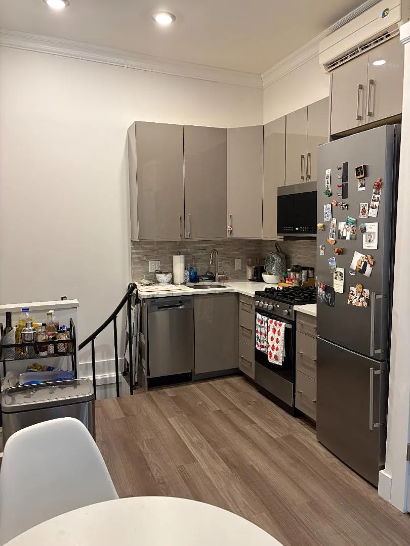 100 Wayne Street — Photo 1