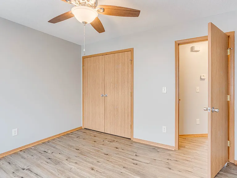 1028 E Karla Ct — Photo 18
