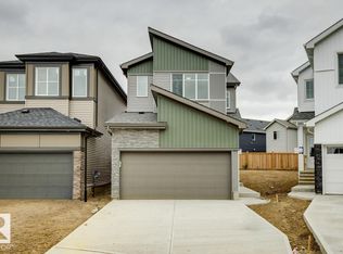 432 27th St NW, Edmonton, AB T6T 2J3