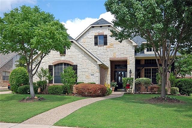1st image of 4504 Oak Hollow Ct
