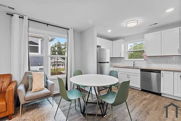607 Dowd St #ADU — Photo 26