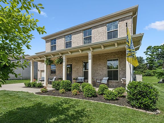 3rd image of 321 Union Pier Dr