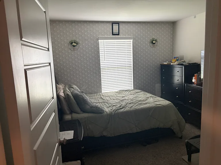 18416 Big Leaf Dr — Photo 5