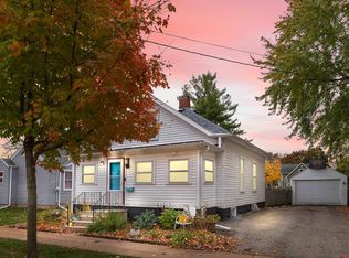 725 W Oklahoma St, Appleton, WI 54914