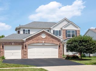 5924 Mackinac Ln, Hoffman Estates, IL 60192