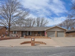 704 W 20th St, Muleshoe, TX 79347