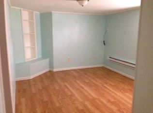 206 W Locust St, Johnson City, TN 37604