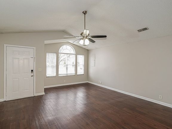 3rd image of 5039 Boyd Dr