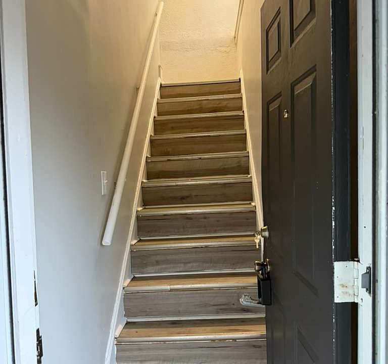 1st image of 4106 Lee Rd Studio 3