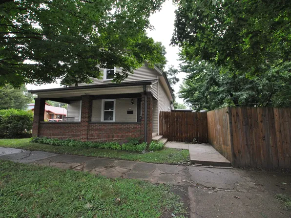 389 N Lincoln St, Martinsville, IN 46151