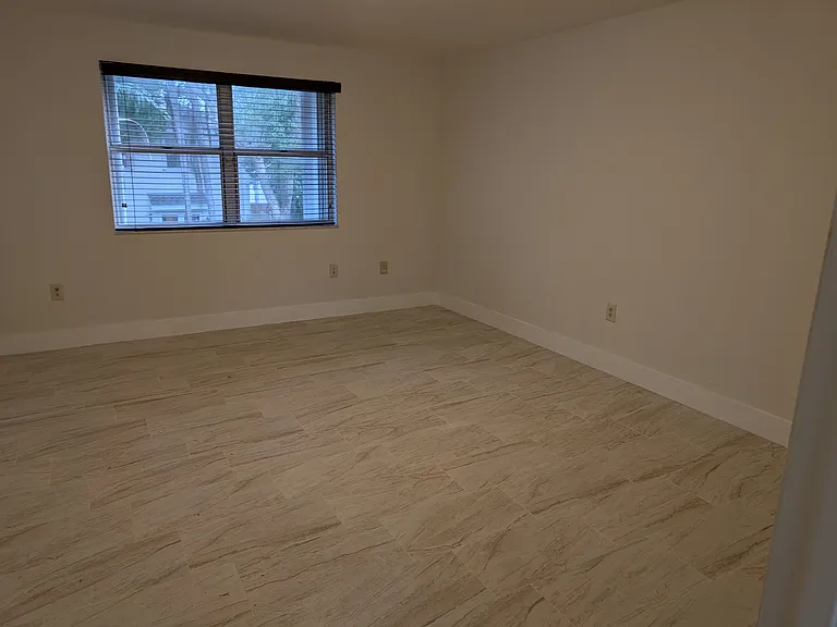 9851 SW 117th Ct — Photo 33