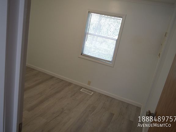 4th image of 715 23rd St NW #21
