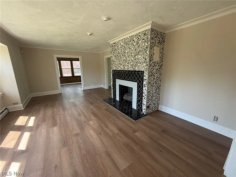 3012 Albion Rd — Photo 5
