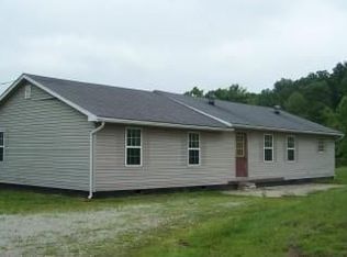 65 Robertson Flt, Grayson, KY 41143