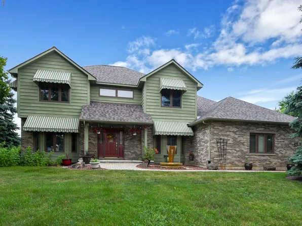 806 Amber Ln, Lake Villa, IL 60046