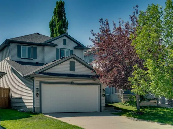 292 E Coville Close NE, Calgary, AB T3K 5V7