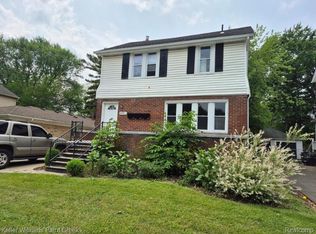 22911 Hayes Ave APT 1, Eastpointe, MI 48021