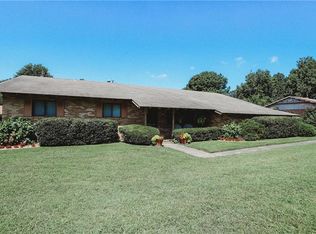 1102 Bronco Ln, Springdale, AR 72762