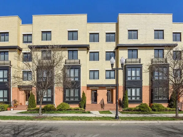 2409 Richmond Hwy Unit 102, Alexandria, VA 22301