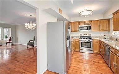 3rd image of 12311 Sleepy Lake Ct