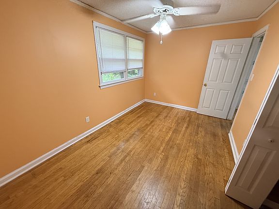 5th image of 3456 Harrison Rd