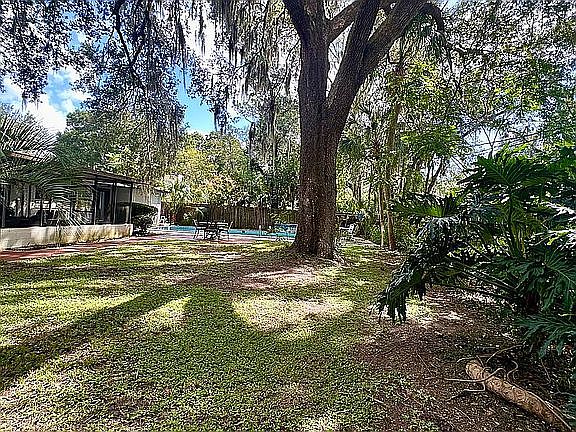 2nd image of 3735 SW 2nd Pl