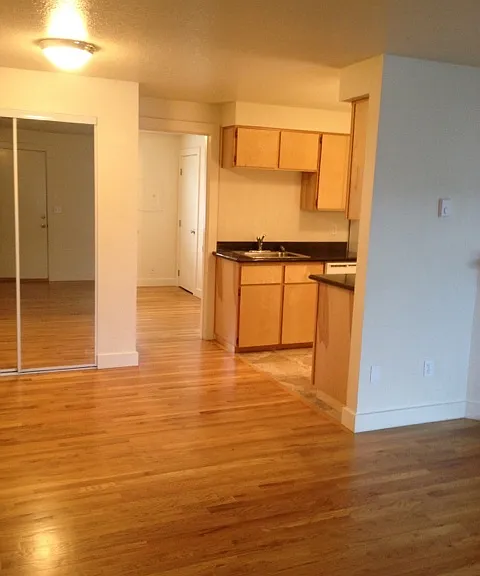 2801 N Ainsworth St #5 — Photo 11