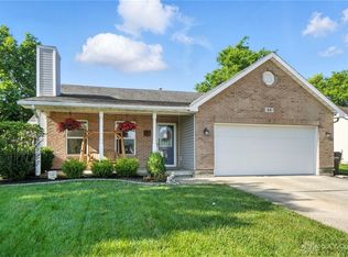 55 Green Knoll Dr, Franklin, OH 45005
