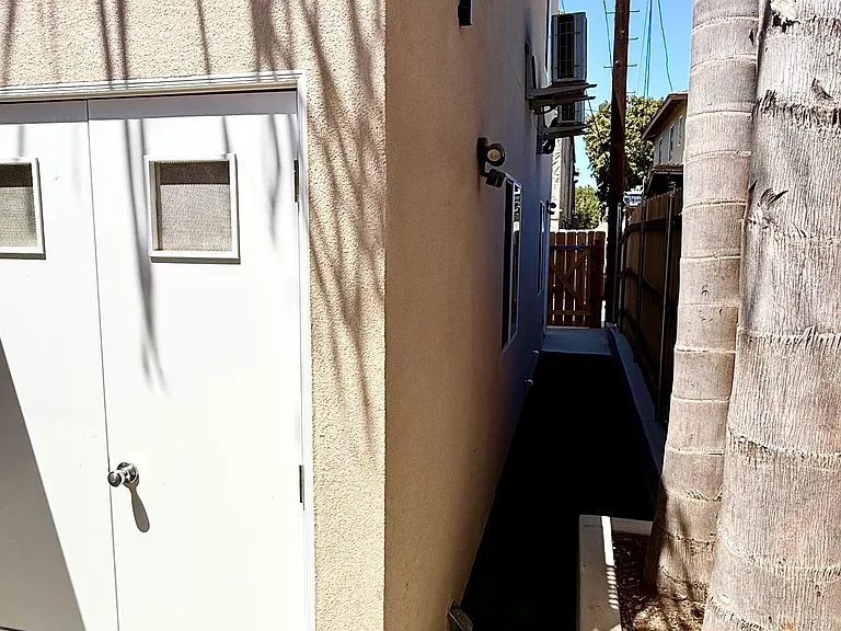 4636 Muir Ave #1 — Photo 17