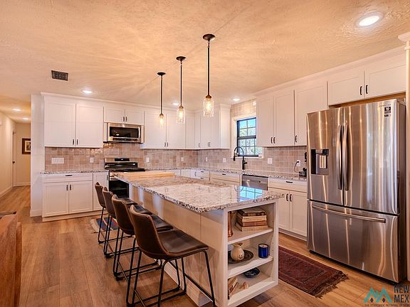 3rd image of 1050 Curry Rd E #16