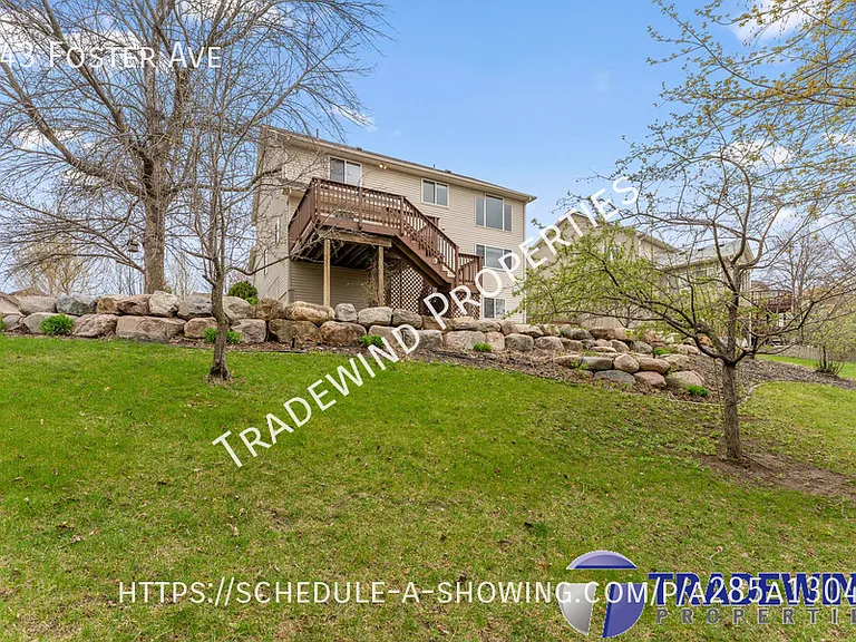343 Foster Ave — Photo 6