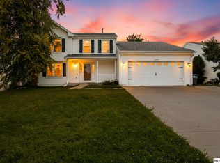 15971 R St, Omaha, NE 68135