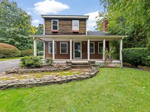 72 Precinct St, Lakeville, MA 02347