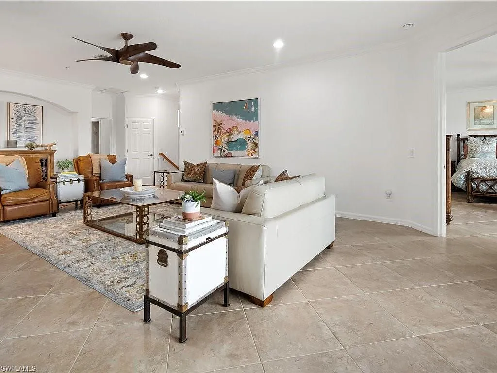 3 bed, 2.0 bath, 2099 sqft, $10,000 — Photo 4
