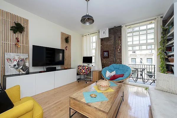 Sold by Corcoran | media 14