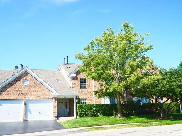 28 Ashburn Ct #D, Schaumburg, IL 60193