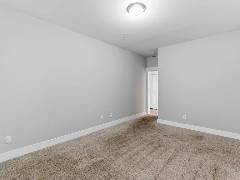 702 N Church St — Photo 9