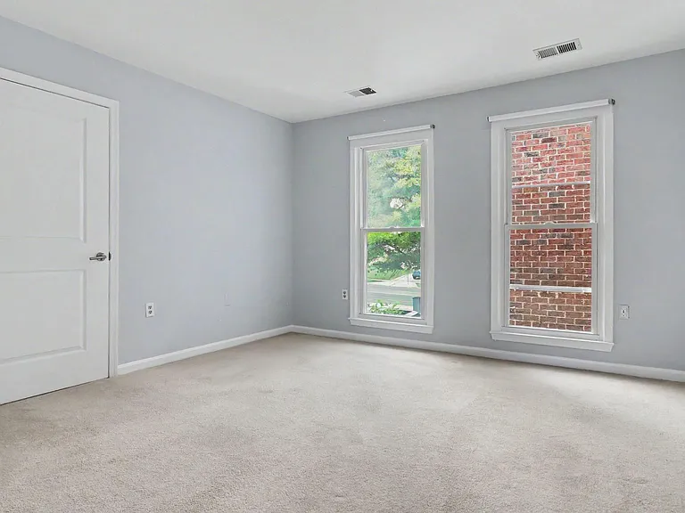 1106 Arcola Ave — Photo 44