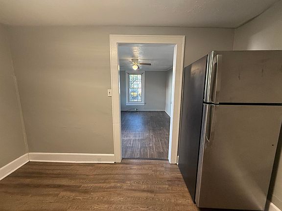 3rd image of 108 Highland Ave #5-108HIGHLANDAVE